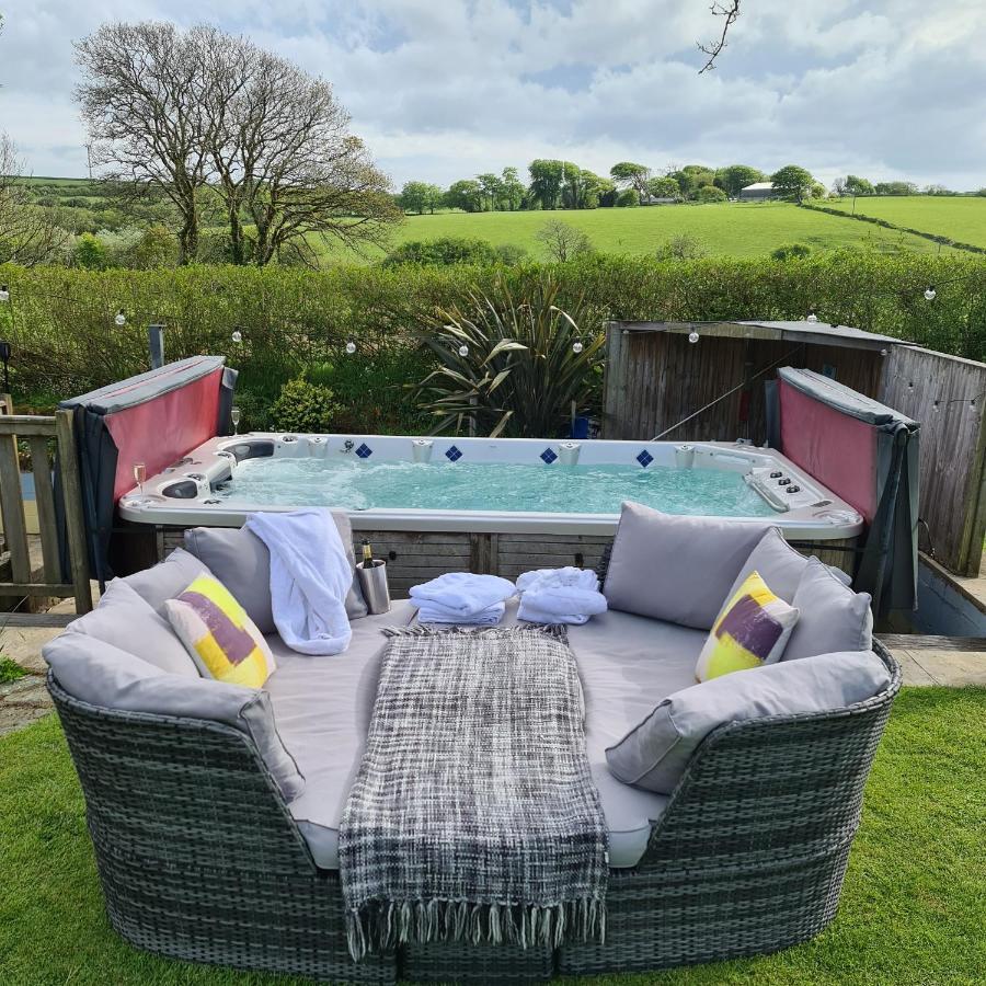Ta Mill Cottages & Lodges - Meadowview Chalet 1 Launceston Esterno foto